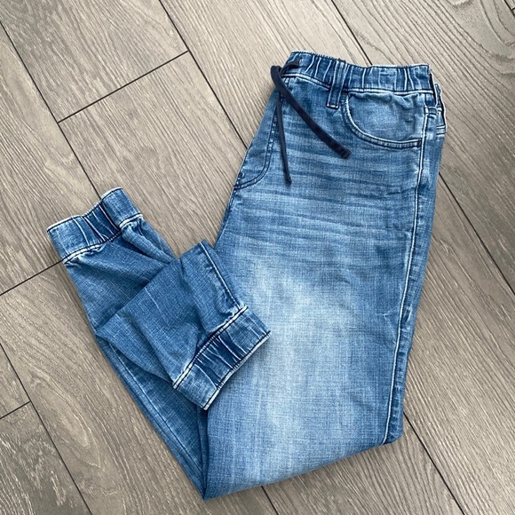 Hollister Other - ☘️EUC☘️Like New! Hollister Jean Joggers ☘️